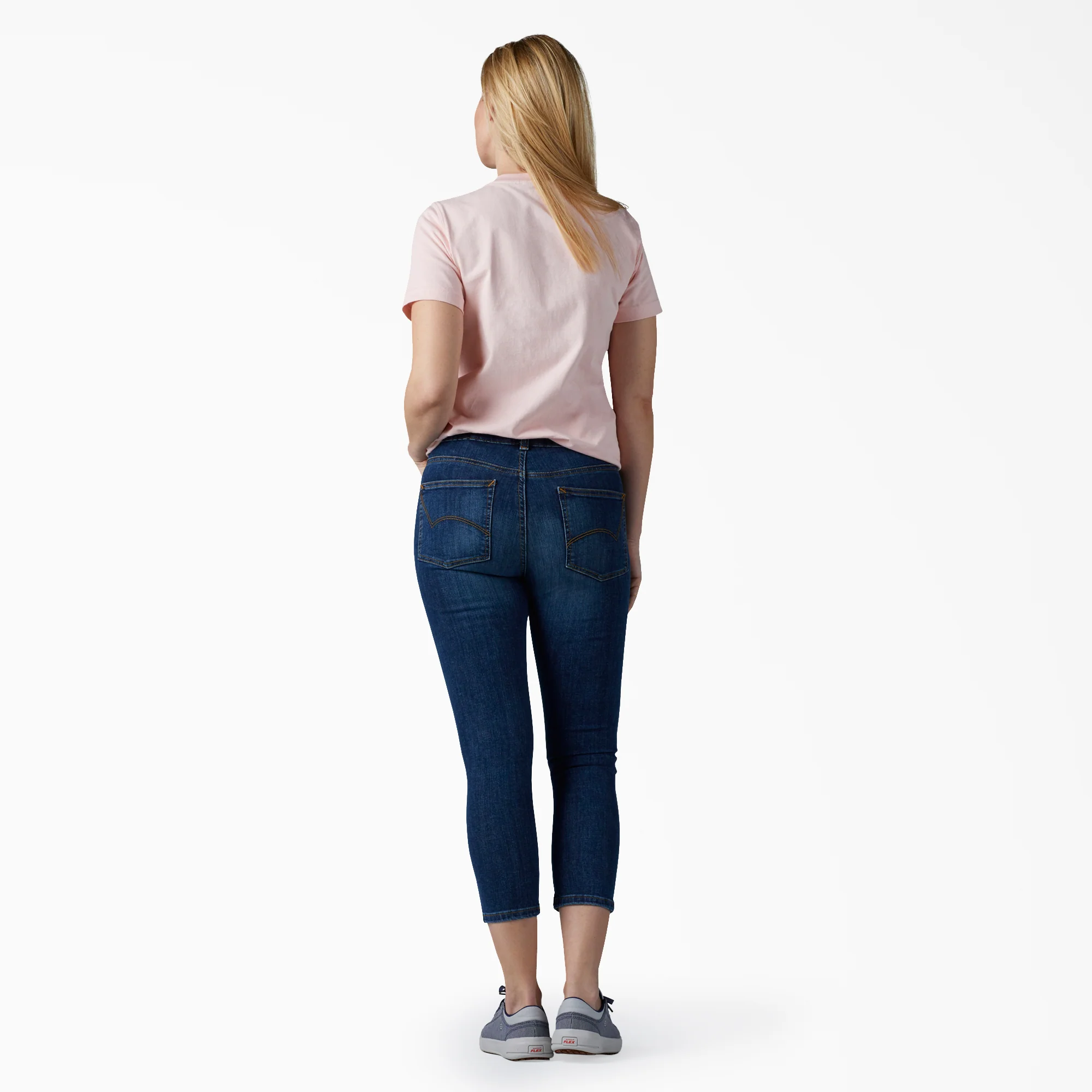 Women's Heavyweight Short Sleeve Pocket T-Shirt - Image 4